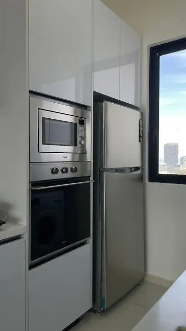 Apartment Beacon Suites With Infinity Pool At Georgetown By Wl